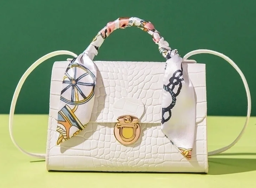 Bolso de mano pequeño